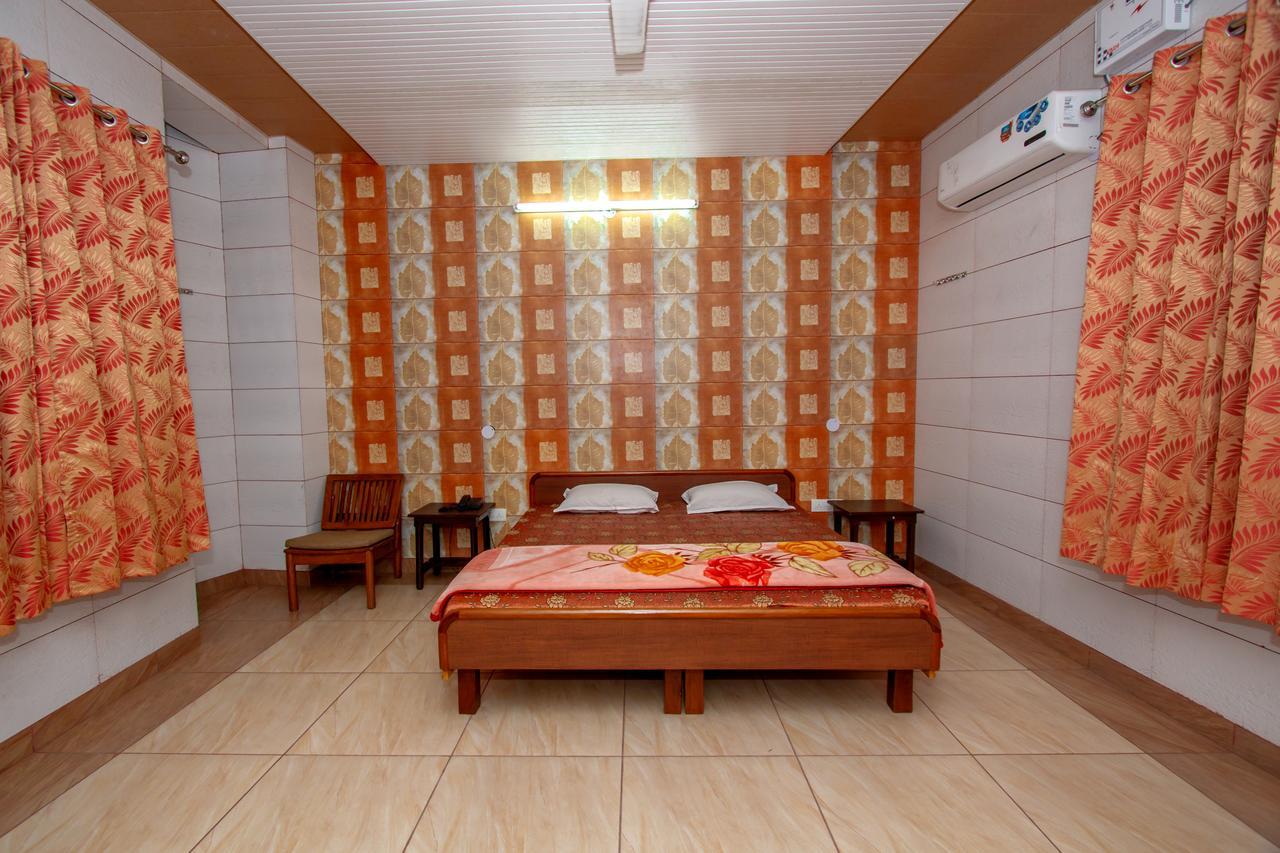 National Guest House ชลันธระ ภายนอก รูปภาพ